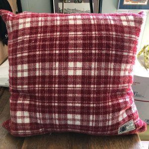 TOMMY HILFIGER PILLOW 20” THROW TOSS RED PLAID DOWN INSERT FUZZY